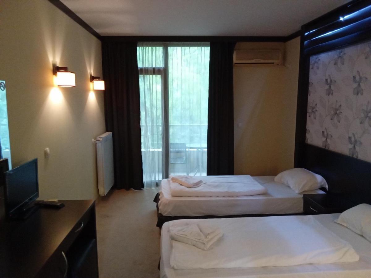 Park Hotel Stratesh Lovech Exterior foto